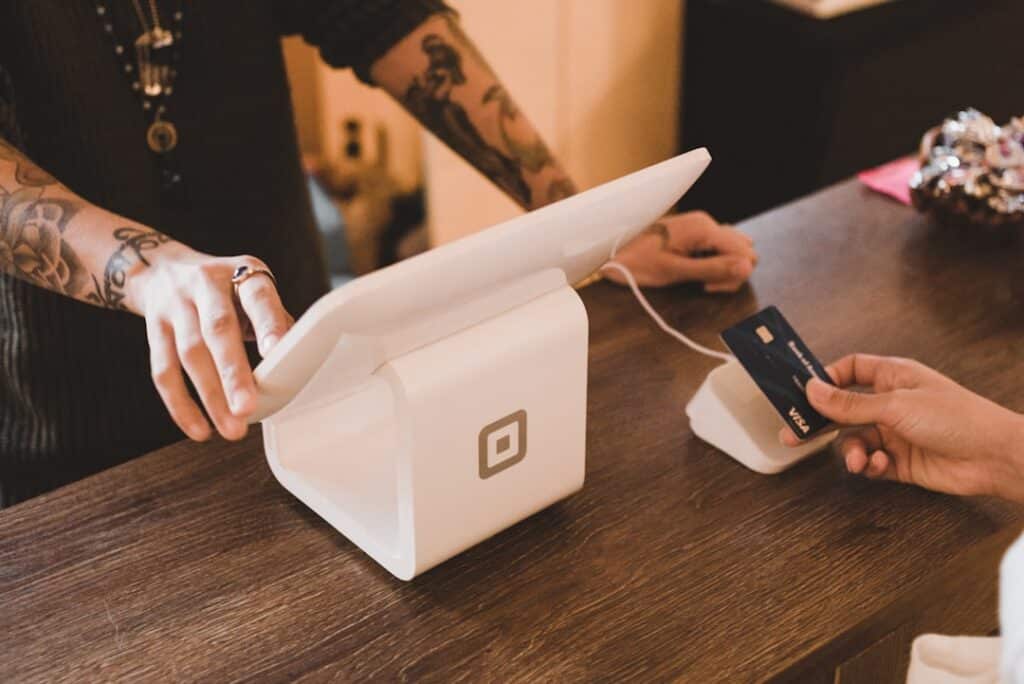 discover how to protect yourself from contactless payment scams. learn about common tactics used by fraudsters and tips to secure your transactions in this rising digital payment landscape.